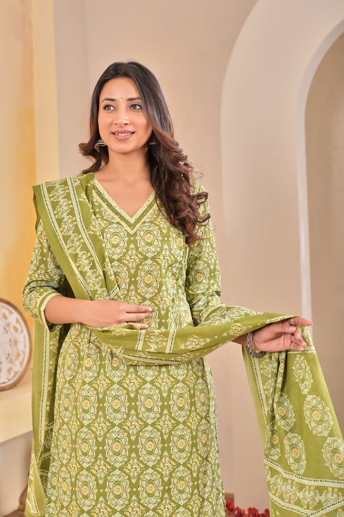 Ethnic Floral Print Kurta Set with Dupatta