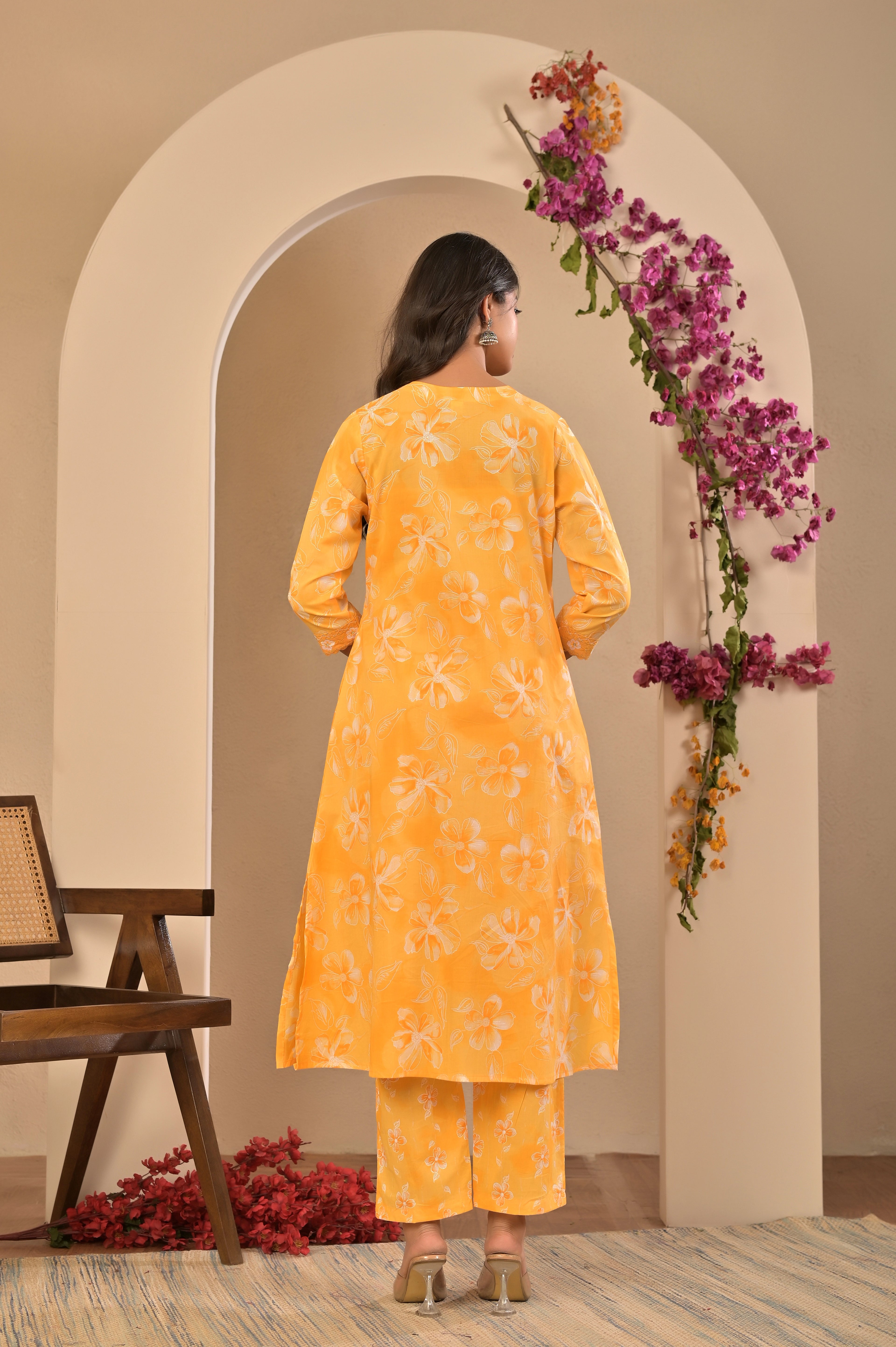 Floral Print Kurta Set with Dupatta