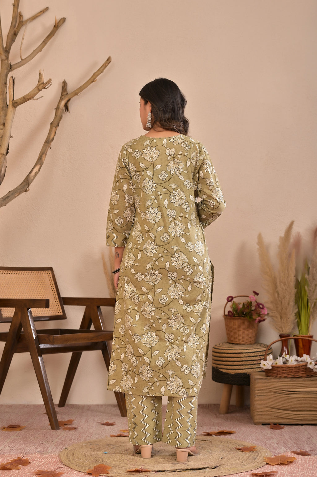 Women’s Straight Printed Kurta Pant Dupatta Set with Handworked Yoke & Tassels