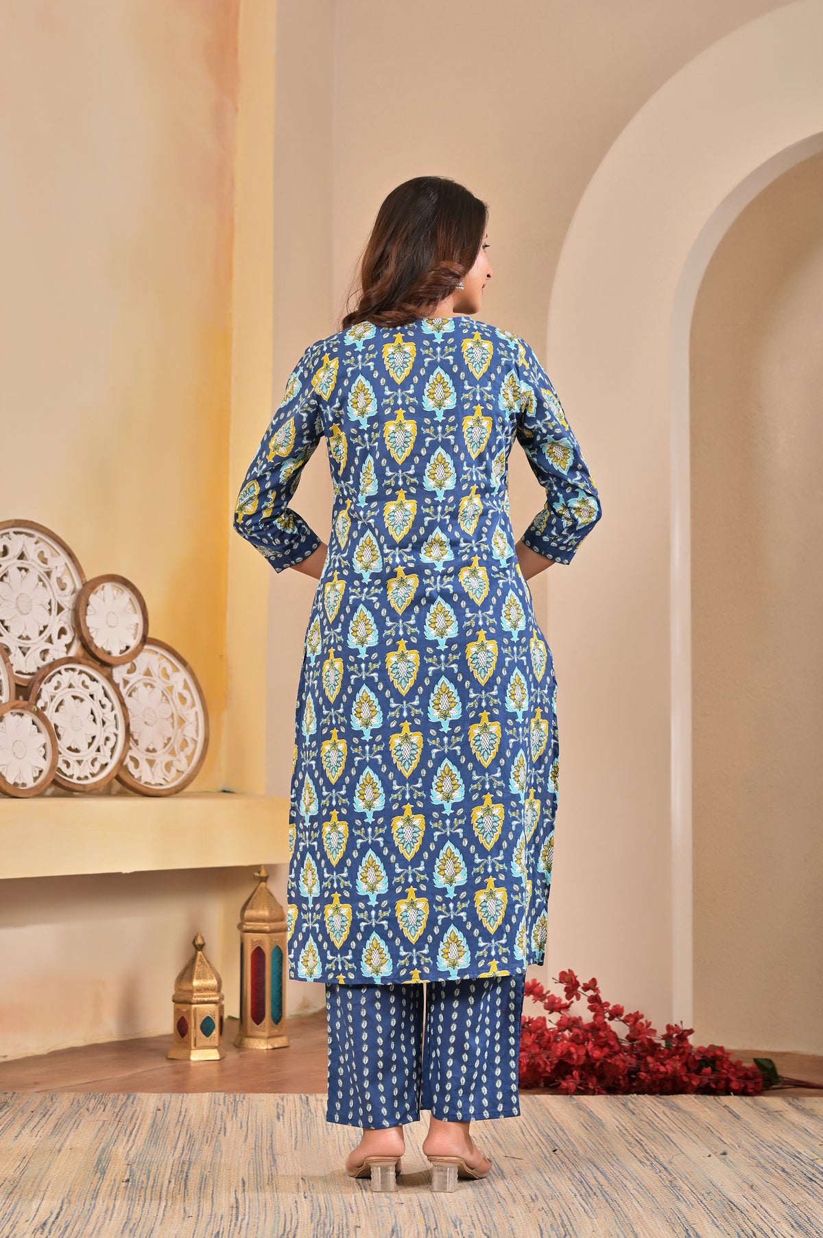 Women’s Floral Printed Straight Kurta Set with Neckline Handwork & Pintucks