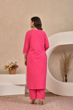 Women’s Lace Detailed Embroidered Kurta Pant Dupatta Set with Tassels