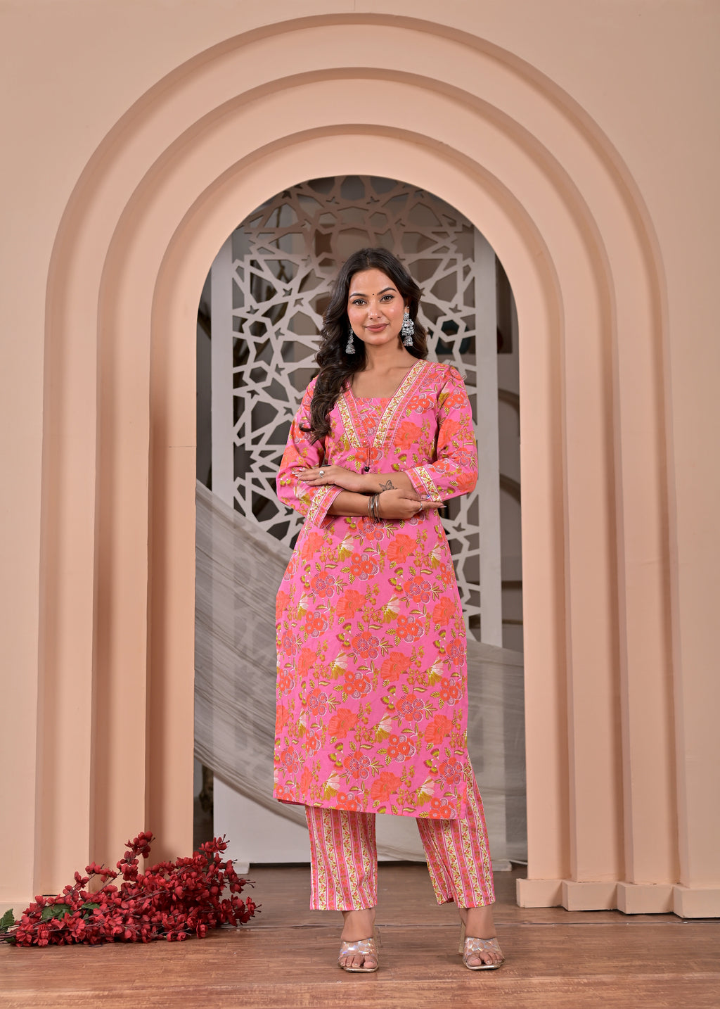 Floral Printed Kurta Pant Dupatta Set with Heavy Neck Handwork