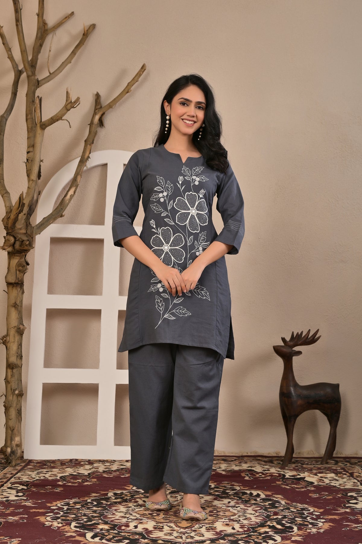 Women’s Floral Embroidered Kurta Pant Co-ord Set with 3/4 Sleeves