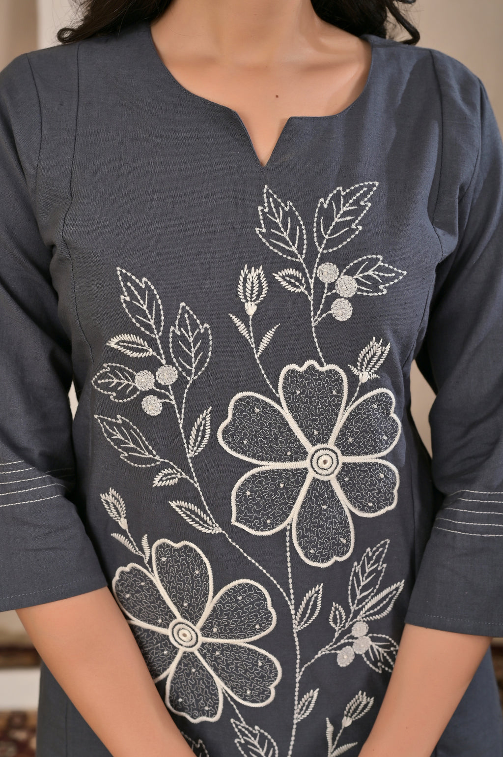 Women’s Floral Embroidered Kurta Pant Co-ord Set with 3/4 Sleeves