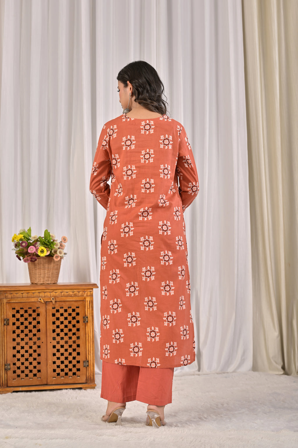 Printed Kurta Pant Set with Embroidered V-Neckline & Tassel Work