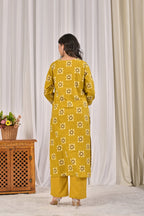 Printed Kurta Pant Set with Embroidered V-Neckline & Tassel Work