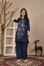 Women’s Floral Embroidered Kurta Pant Co-ord Set with 3/4 Sleeves