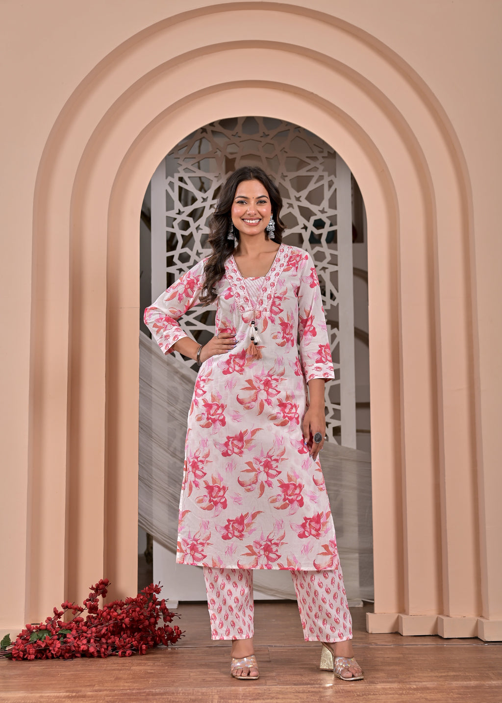 Women’s Straight Printed Kurta Pant Dupatta Set with Handwork & Tassels