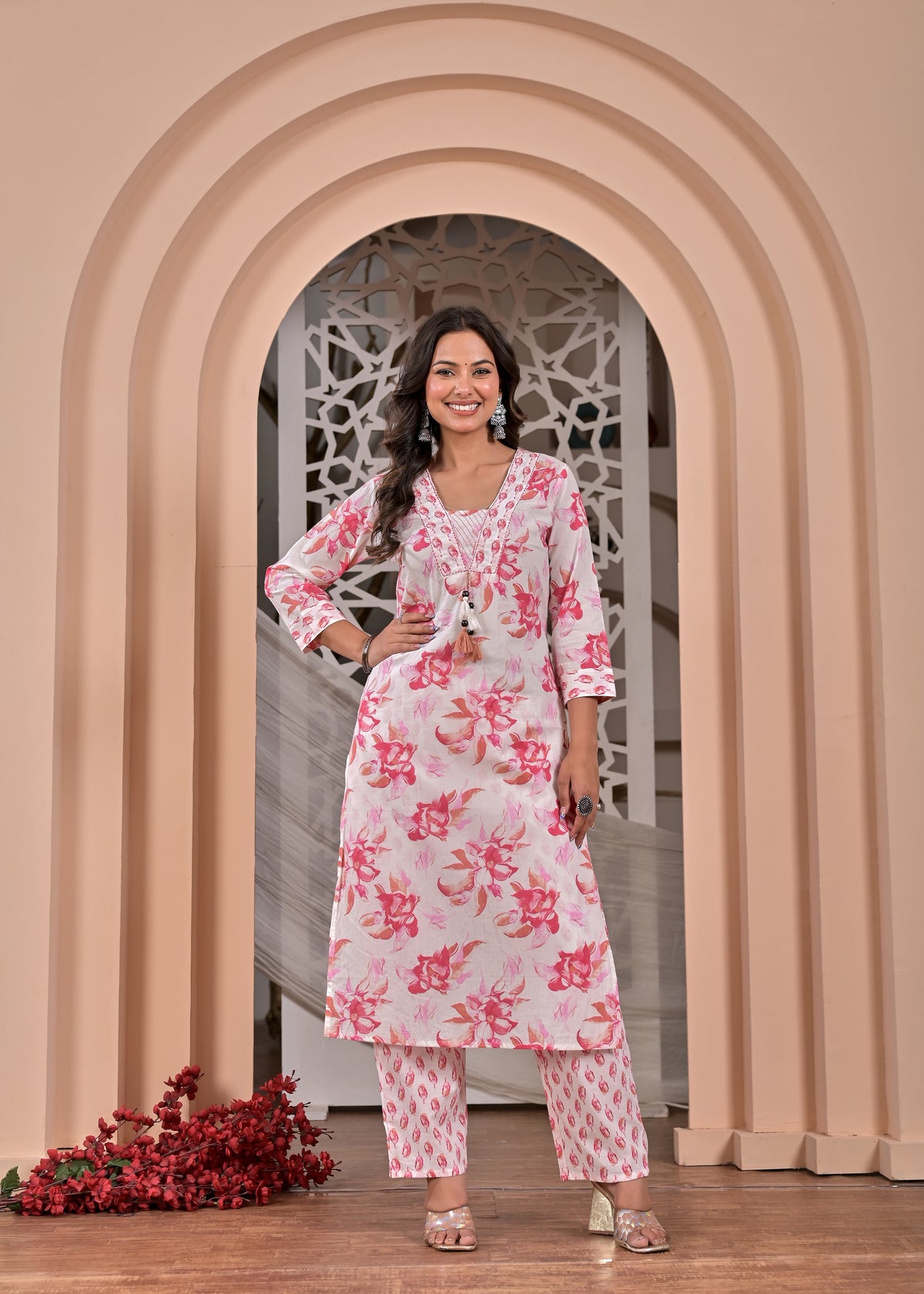 Women’s Straight Printed Kurta Pant Dupatta Set with Handwork & Tassels