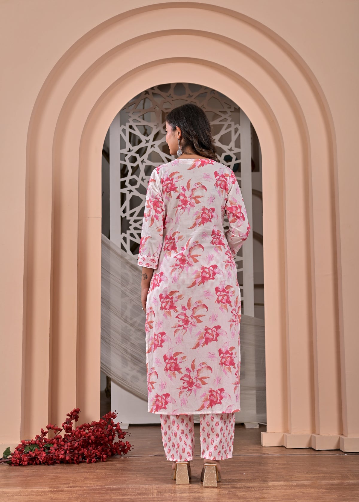 Women’s Straight Printed Kurta Pant Dupatta Set with Handwork & Tassels