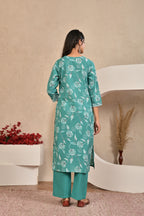 Women’s Straight Printed Kurta Set with Embroidered Yoke & Tassels